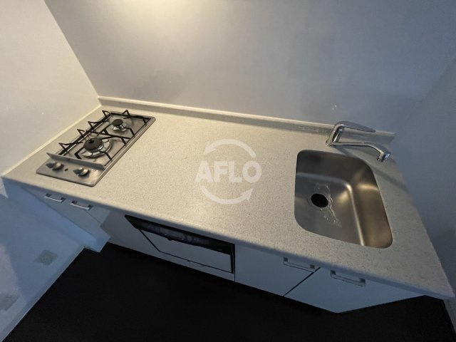 URBAN FLATS中之島のキッチン|La Douceur中之島　ガス2口システムキッチン（食洗機付き）