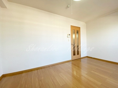 【寝室】 | ヌーヴェルレジデンス | 落ち着いて過ごせるお部屋です♪落ち着いて過ごせるお部屋です♪