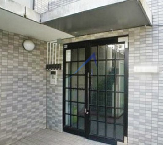 ＡＶＩＯＮのエントランス|エントランスです。