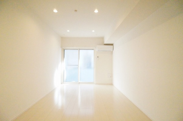 大和市上草柳１丁目の賃貸マンションの居間・リビング|使いやすいリビングになります♪