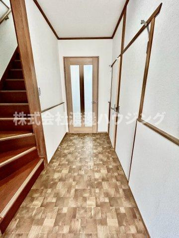 庄内幸町2丁目一戸建の内装