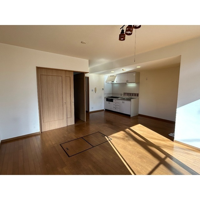 ルネスシーナの居間・リビング