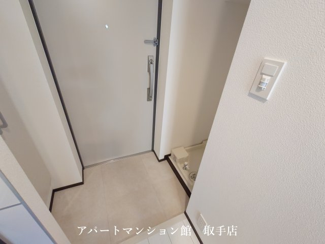 ジェノヴィア天王台の玄関