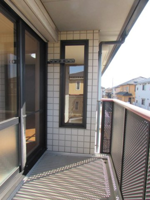 【バルコニー】 | パークハイツA棟 | お洗濯物も干せるバルコニーです