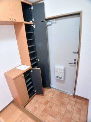 【玄関】 | ルーミナス桂