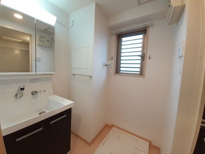 【洗面所】 | 葵