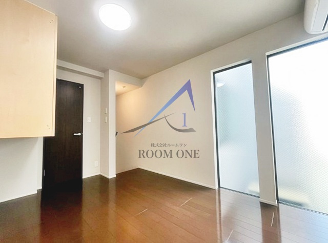 アンベリール西日暮里の居間・リビング|洋室のお部屋です。