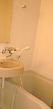 サニーハウスの浴室