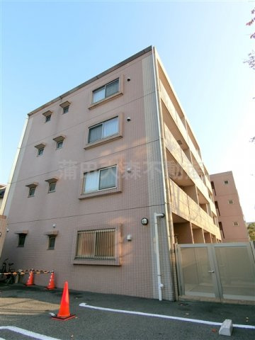 ヴェルドミールの外観|外観タイル張り　2006年3月築　RC鉄筋コンクリート造地上階建て4階建て1K～1LDK総戸数29戸の賃貸マンション　東京都大田区西蒲田3丁目