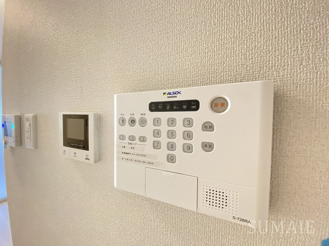 ルリアン北小岩Ⅲのセキュリティ|モニター付きインターホン＆アルソック完備☆