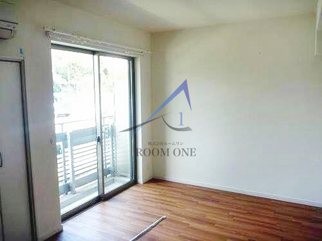 ガーデンコート小茂根の居間・リビング|洋室のお部屋です。