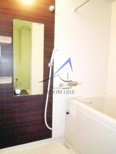 ガーデンコート小茂根の浴室|お風呂です。