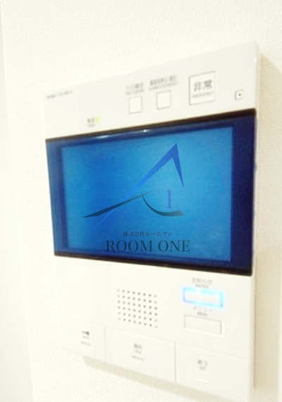 XEBEC上野のセキュリティ|モニター付きインターホンです。