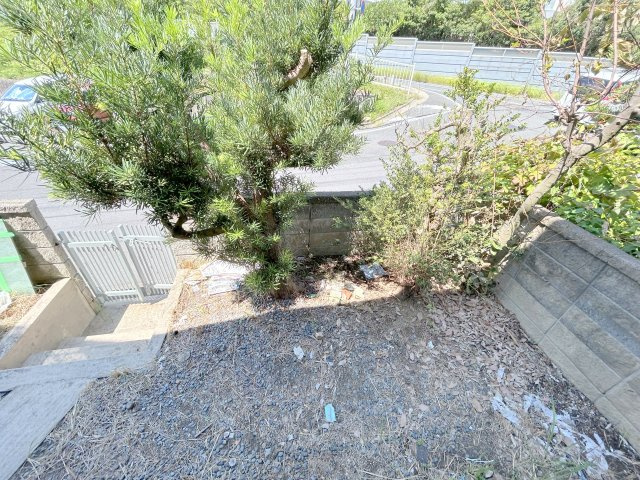 奈良市帝塚山２丁目戸建の庭