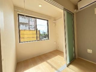 (仮称)　柏市柏　新築アパートのバルコニー|※完成イメージです ※現況優先