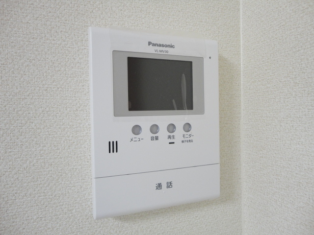 Ｌｅ　ｔｅｍｐｓ　ｈｅｕｒｅｕｘ　”Ｓ（ルタンウルーエス）のセキュリティ|カメラ付インターホン