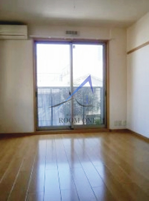 グレイシス東池袋C棟の居間・リビング|洋室のお部屋です。