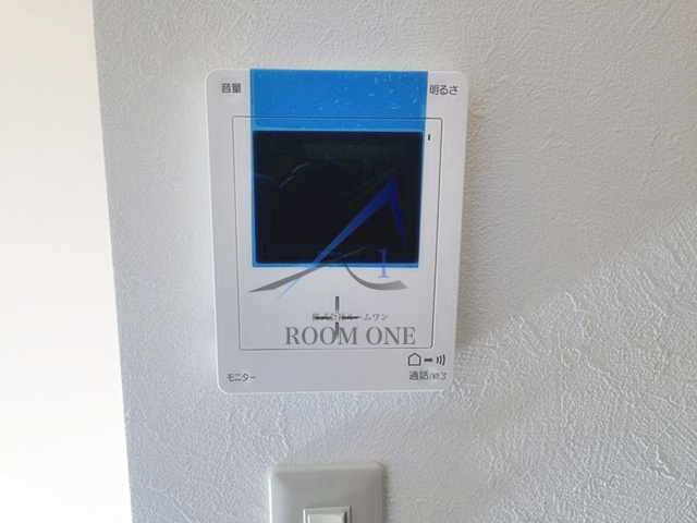 コーポ池田のセキュリティ|モニター付きインターホンです。