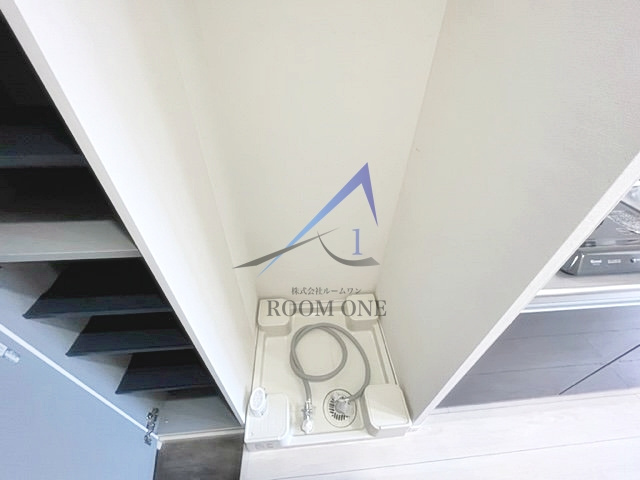 レーヴ中村橋の設備|洗濯機置き場です。