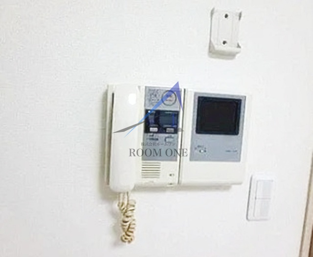 ガーラ東日本橋のセキュリティ|モニター付きインターホンです。