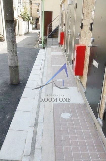 ヒルサイド・アレー千駄木のエントランス|エントランスです。