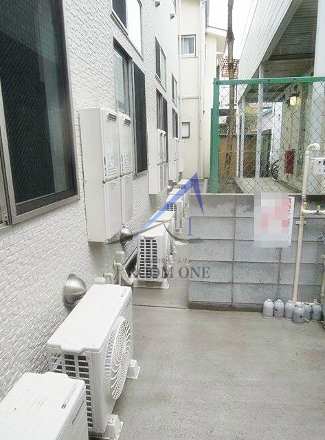 ヒルサイド・アレー千駄木のその他共用部分|共用通路です。