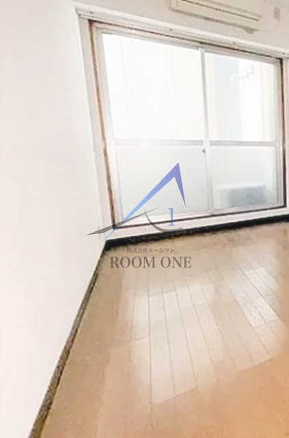 ドゥエルカネヒラの居間・リビング|洋室のお部屋です。