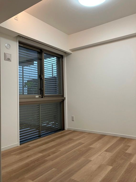 プラウド市川大門通りのバルコニー