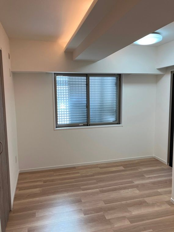 プラウド市川大門通りの寝室