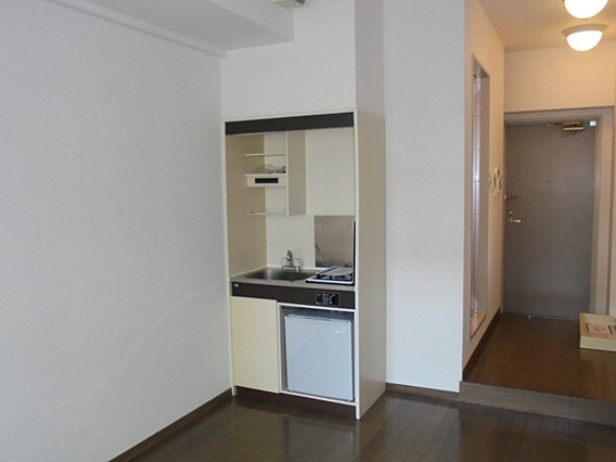 ロマネスク御影の居間・リビング