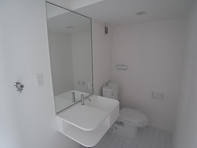 パロス山本通の洗面所