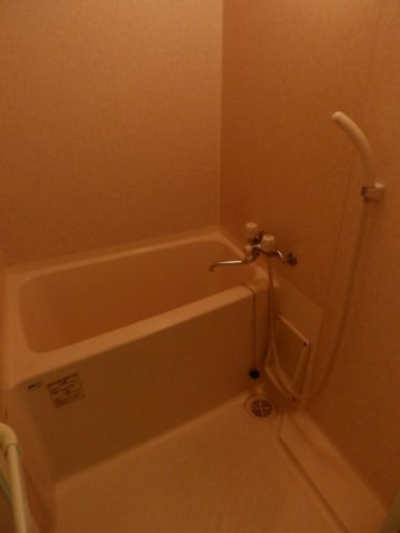 ブリックロード山の手の浴室