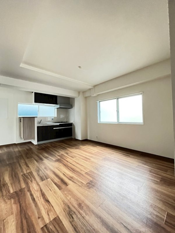 中山手通7丁目南マンション4棟（南晴台マンション新館）の居間・リビング