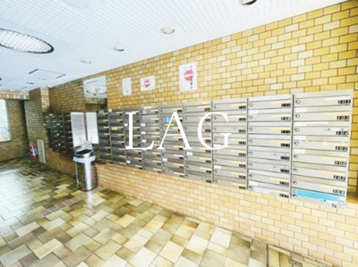 【その他共用部分】 | ドルミ中野弥生町 | 集合ポストです。