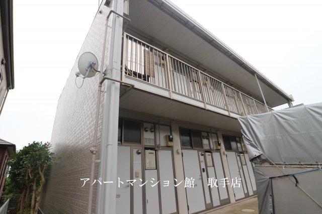 レオパレスグリーンハイツBの外観