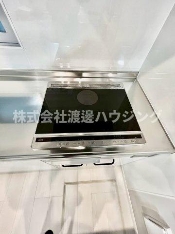 西宮市樋ノ口町2丁目一戸建の設備|3口IHコンロ付き