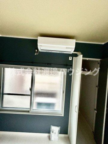 西宮市樋ノ口町2丁目一戸建の収納|窓