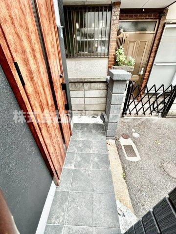 西宮市樋ノ口町2丁目一戸建のエントランス