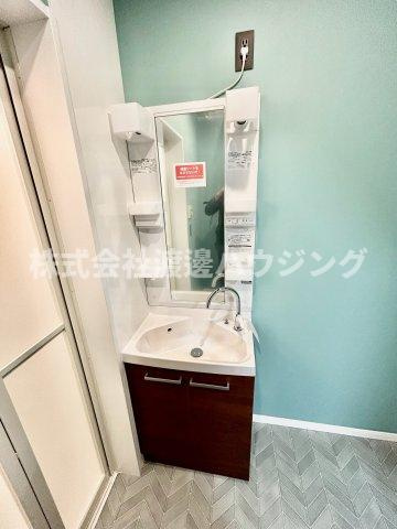 西宮市樋ノ口町2丁目一戸建の洗面所