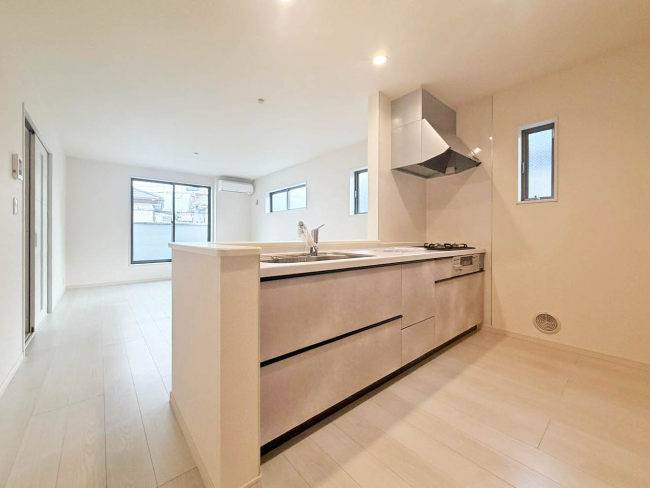 マイホームネクスト港区津金のキッチン|キッチンです