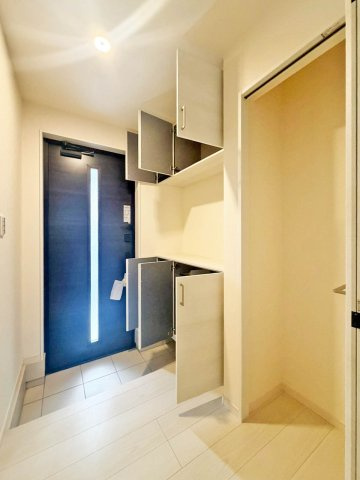 マイホームネクスト港区津金の玄関|シンプルで使いやすい玄関です