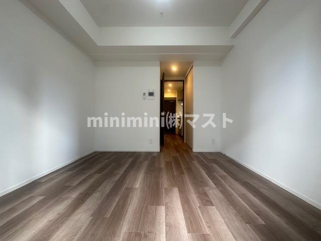 大阪市西区本田４丁目の賃貸マンションの居間・リビング