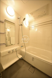 【浴室】 | ローレルタワー御堂筋本町 | ローレルタワー御堂筋本町　浴室