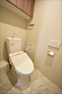 【トイレ】 | ローレルタワー御堂筋本町 | ローレルタワー御堂筋本町　温水洗浄便座