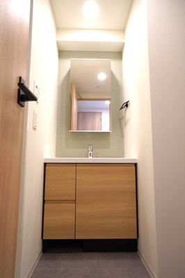 【洗面所】 | Ｊ．ＧＲＡＮ　Ｃｏｕｒｔ　品川西大井ＷＥＳＴ | ※写真は同タイプ住戸です。