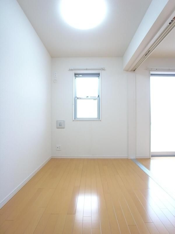 リブリ・アークのその他