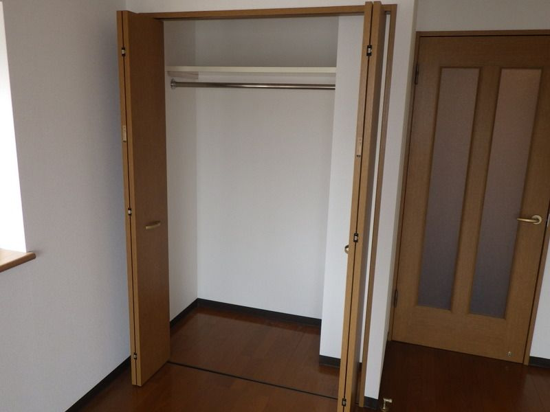 レーベンス八幡の収納