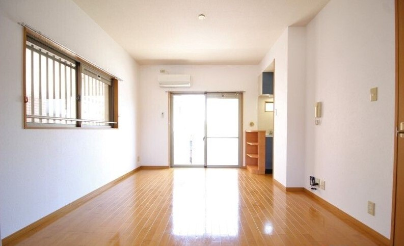 メゾンエトワールの居間・リビング|広いリビング★