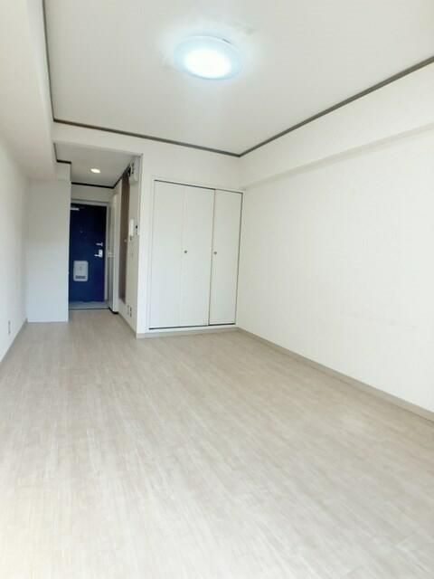 市川市新田２丁目の賃貸マンションの洋室