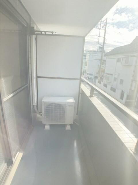 市川市新田２丁目の賃貸マンションのバルコニー